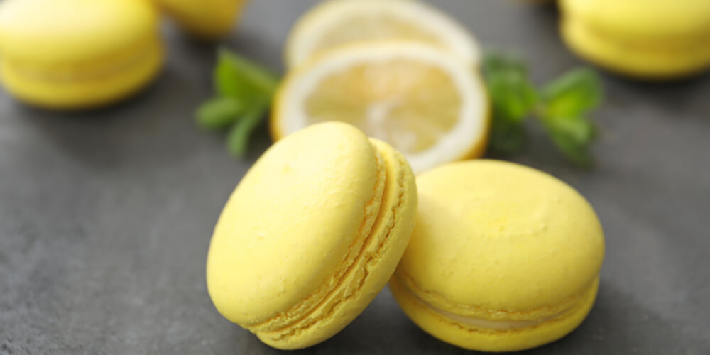 Macaron allo yuzu